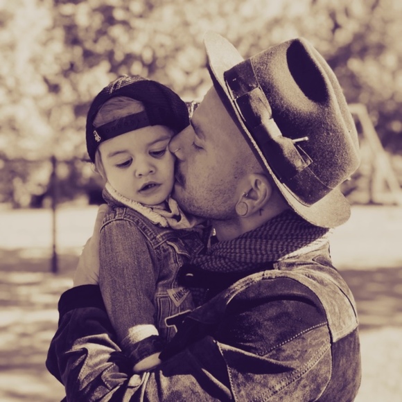 Meet your Posher, Posh - Picture 1 of 1